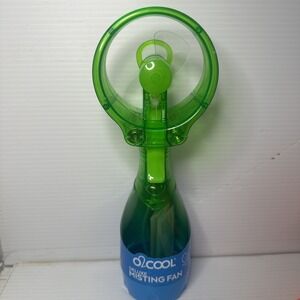 O2Cool Deluxe Personal Water Misting Fan GREEN Battery Powered Kid-Safe O2 Cool